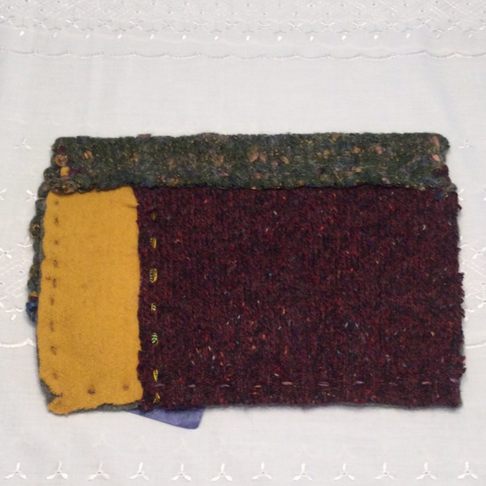 Handmade Wool Lingerie Bag - Picture 3 of 4